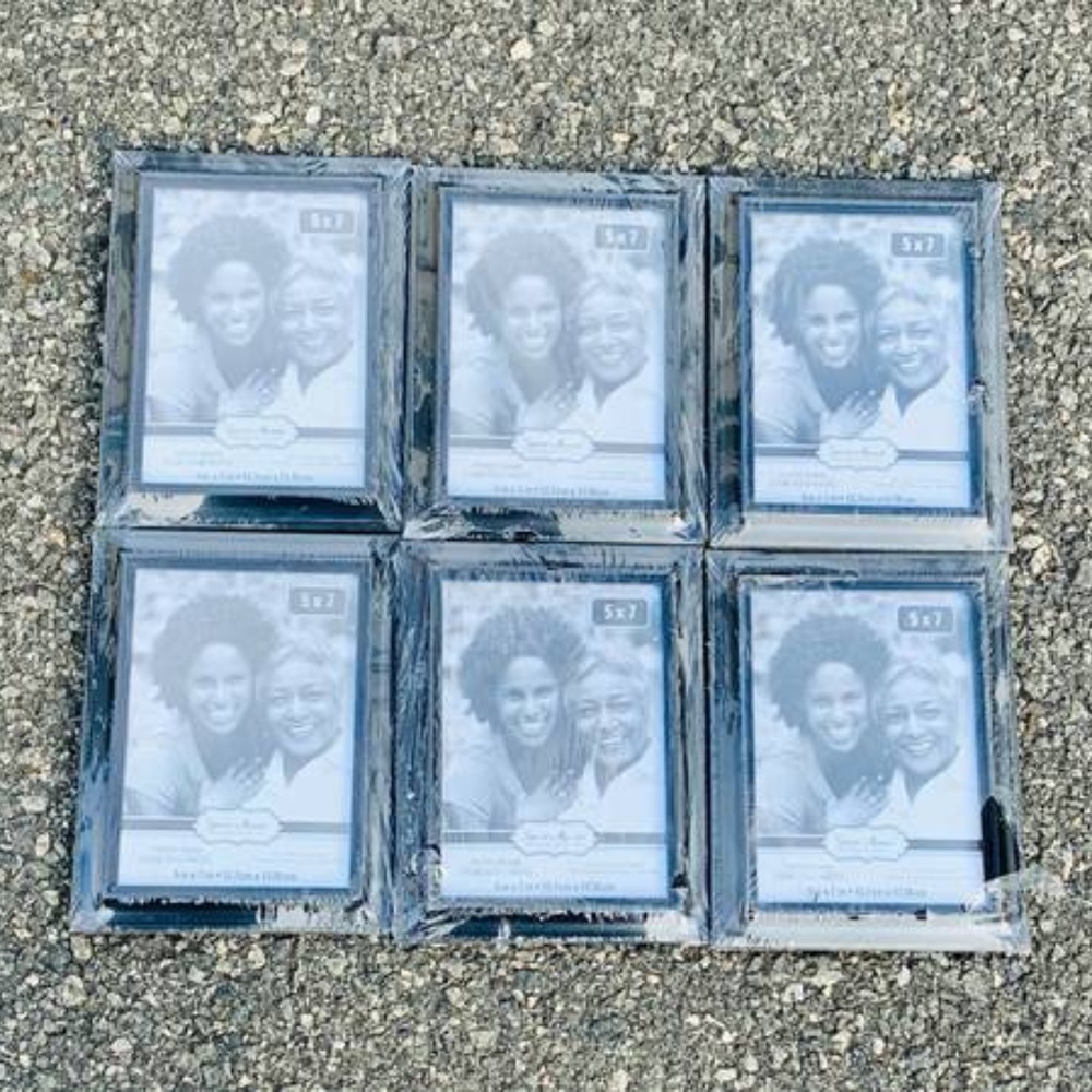 Picture Frames - 5x7 Black Plastic Frames (6)